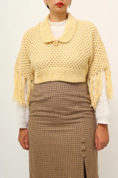 Poncho off white franjas vintage - loja online