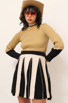 tricot dourado com det preto vintage na internet