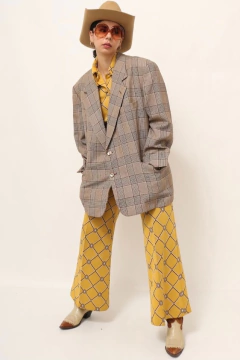 Blazer xadrez marrom camelo claro ombreira over - comprar online