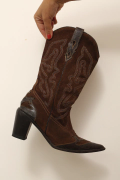 Bota western clássica marrom bordada 34