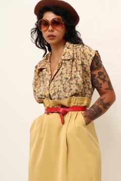 Camisa estampada rosa antigo flores amarela