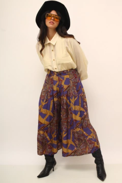 Calça roxa pantacourt estampada - loja online