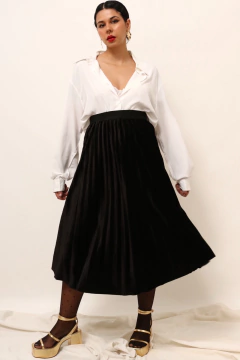 Imagem do Saia plissada veludo preta midi