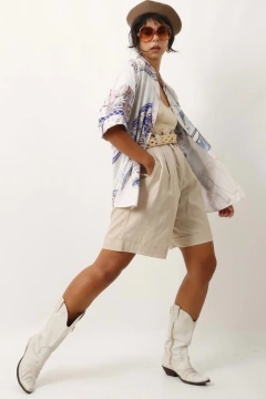 camisa levinha estampa 90’s italiana - loja online