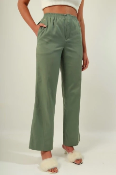 Calça lacoste verde oliva original - Capichó Brechó