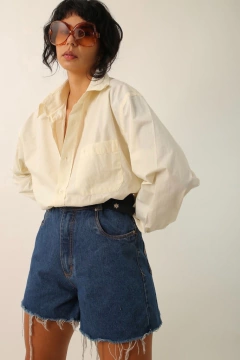 Shorts jeans curto cintura mega alta