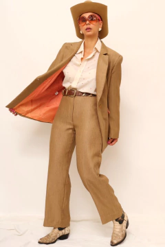 Conjunto alfaiataria bege Blazer + Calça na internet
