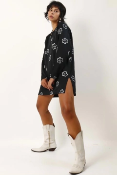 Blusa vestido flores em branco
