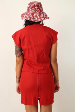 conjnto saia cintura alta + blusa estilo colete - comprar online