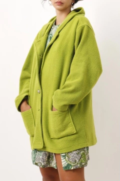 Blusa Plush verde abacate capuz