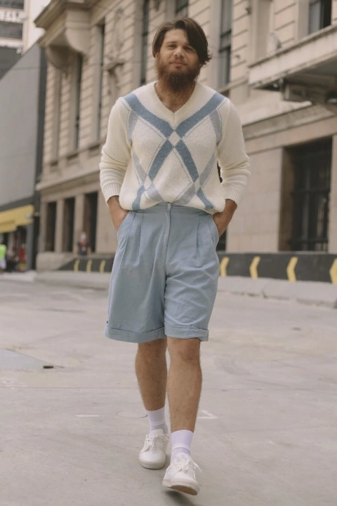 Bermuda linho alfaiataria cintura alta pregas