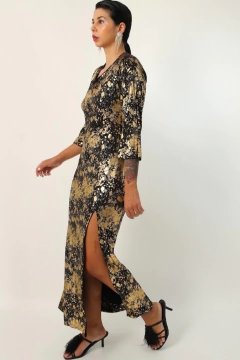 Vestido longo fenda dourado vintage - Capichó Brechó