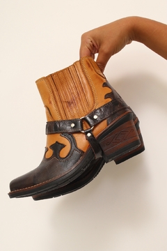 Bota western bicolor classica 37 - loja online