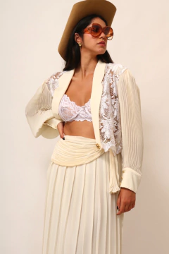 Conjunto made in FRANCE Saia plissada + cropeed renda - Capichó Brechó