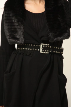 Cinto franjas preto couro tachas MOB