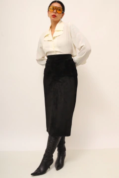 Saia couro camurça cintura alta