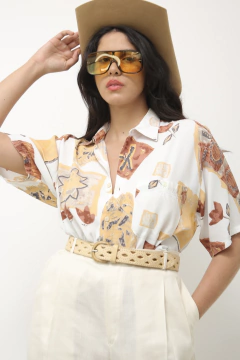 Camisa branca estampa flores 90´s marrom ( clock house) na internet