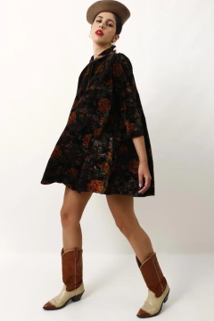 Vestido veludo amplo curto 60´s vintage