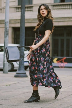 Imagem do Vestido salopete 100 % viscose  bolso estampado