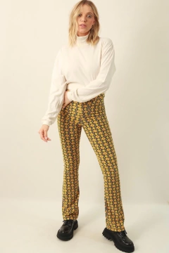 Calça FARM veludo estampada cintura alta - loja online