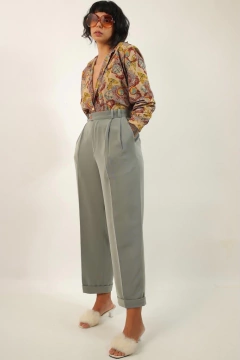 Calça cintura mega alta alfaiatria verde mint na internet