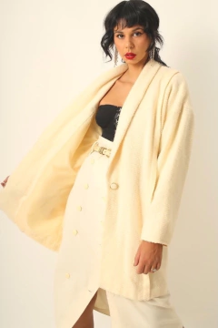 casaco off white forrado amplo