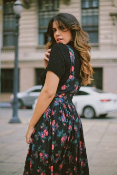 Vestido salopete 100 % viscose  bolso estampado - loja online