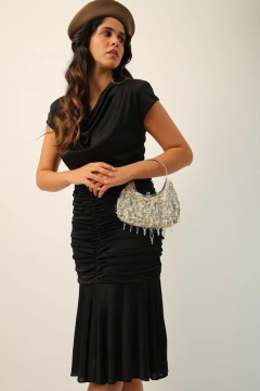 Vestido preto drapeado vintage 80’s