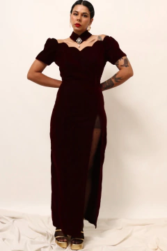 Vestido veludo com gargantilha vintage na internet