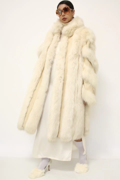Imagem do Casaco pele branco longo com couro creme