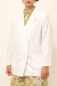 Blazer branco linho com poliester transpassado na internet