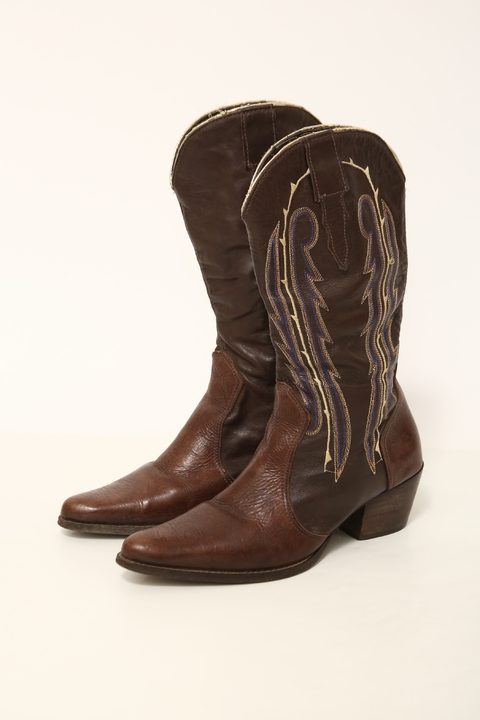 Bota marrom 100% couro western 35