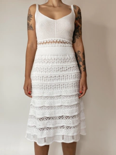 Vestido tricot BASIC branco recorte vazado - Capichó Brechó