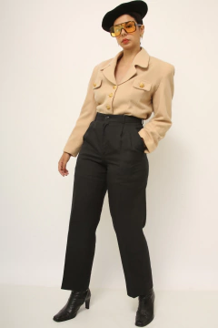 Blazer cropped bege forrado lã - comprar online