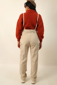 Macacão bege bolsos cargo vintage C.G.C - Capichó Brechó