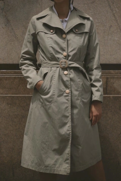 Trench coat alfaiataria forrado com cinto - Capichó Brechó
