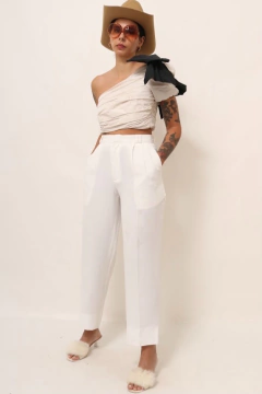 Imagem do calça estilo linho cintura alta branca