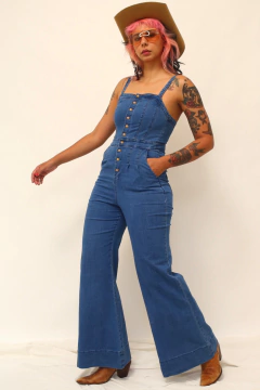 Macacão flare jeans CEA - Capichó Brechó