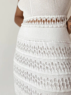Vestido tricot BASIC branco recorte vazado - comprar online