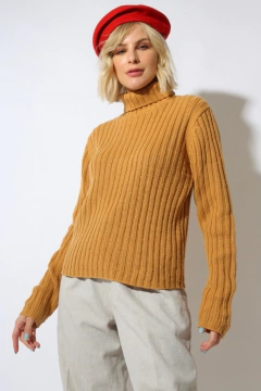 tricot gola alta caramelo textura na internet