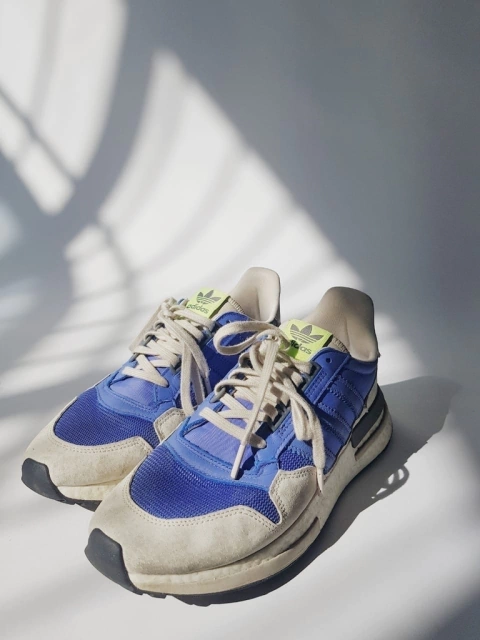 Tenis adidas ZX500 semi novo 41