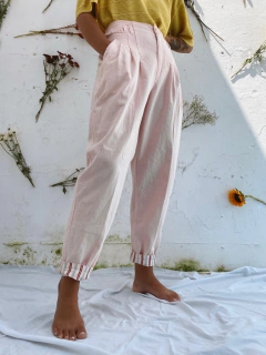 calca sarja cintura mega alta def listras barra