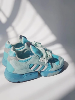 Tenis adidas Torsion semi novo 41 - Capichó Brechó