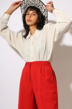 camisa manga bufante toda bordada vintage