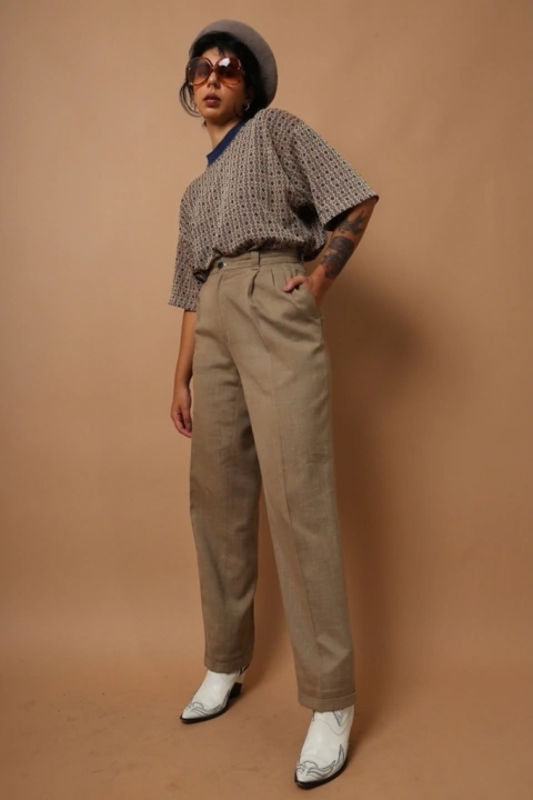 calça linho com poliester bege alfaiataria