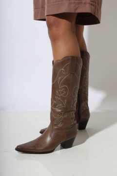 bota western couro legitimo bordada 38