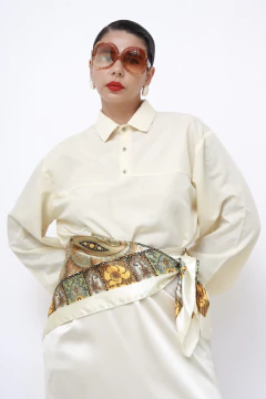 Lenço acetinado flores mostarda - loja online