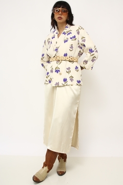Blazer creme flores roxa vintage