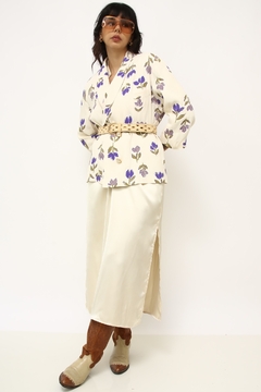 Blazer creme flores roxa vintage - Capichó Brechó