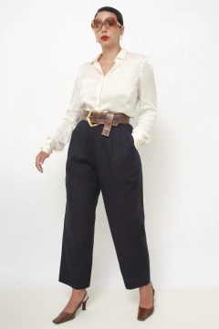 Calça azul marinho estilo linho cintura alta - Capichó Brechó